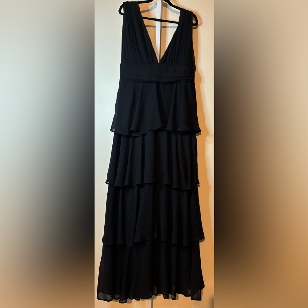 Lulus Black Tiered V Neck Maxi Dress XS & XL - Picture 7 of 16